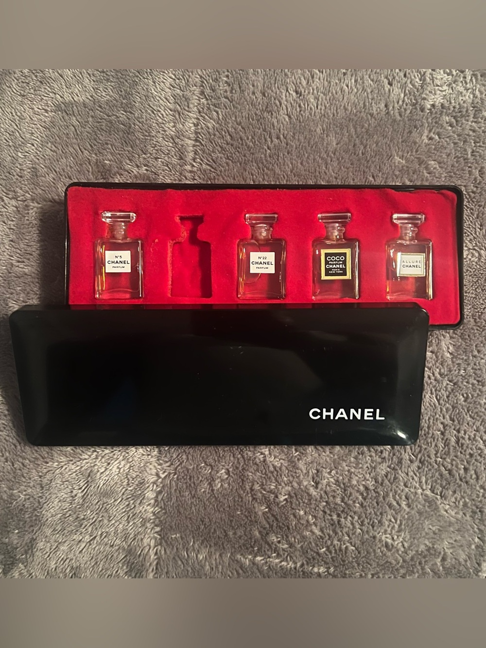 CHANEL